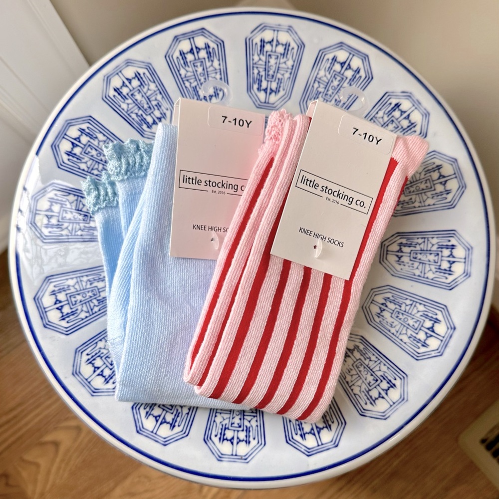 Little Stocking Co Christmas Lace Top Knee Socks, Candy Stripe & Elsa